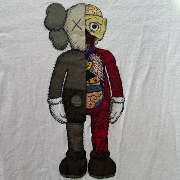 KAWS x Uniqlo White Graphic Tee - Picture 2 of 3